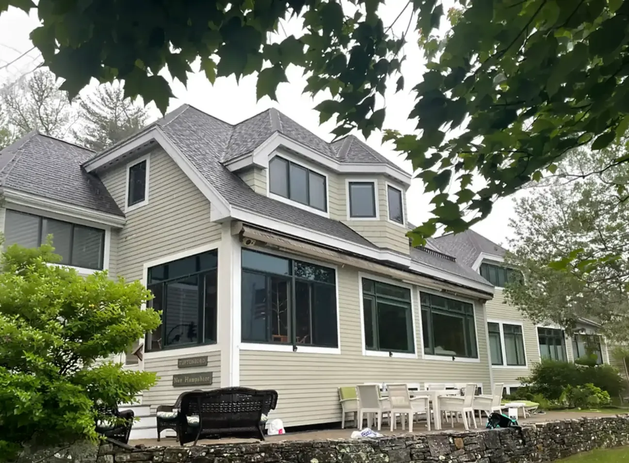 Beautiful New Hampshire Home With Shingles